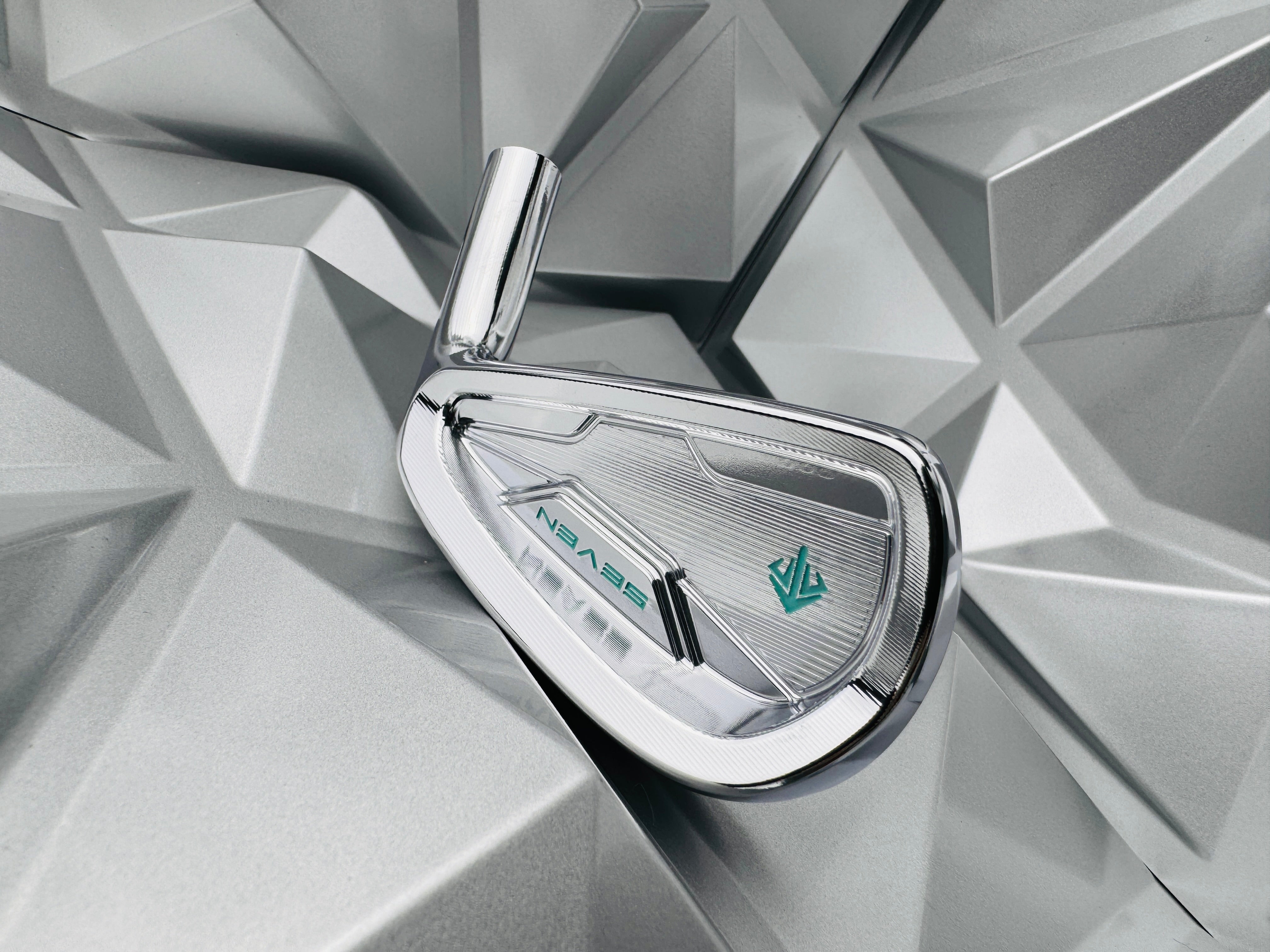 SEVEN Golf SC Irons 5 to PW Tiffany Edition