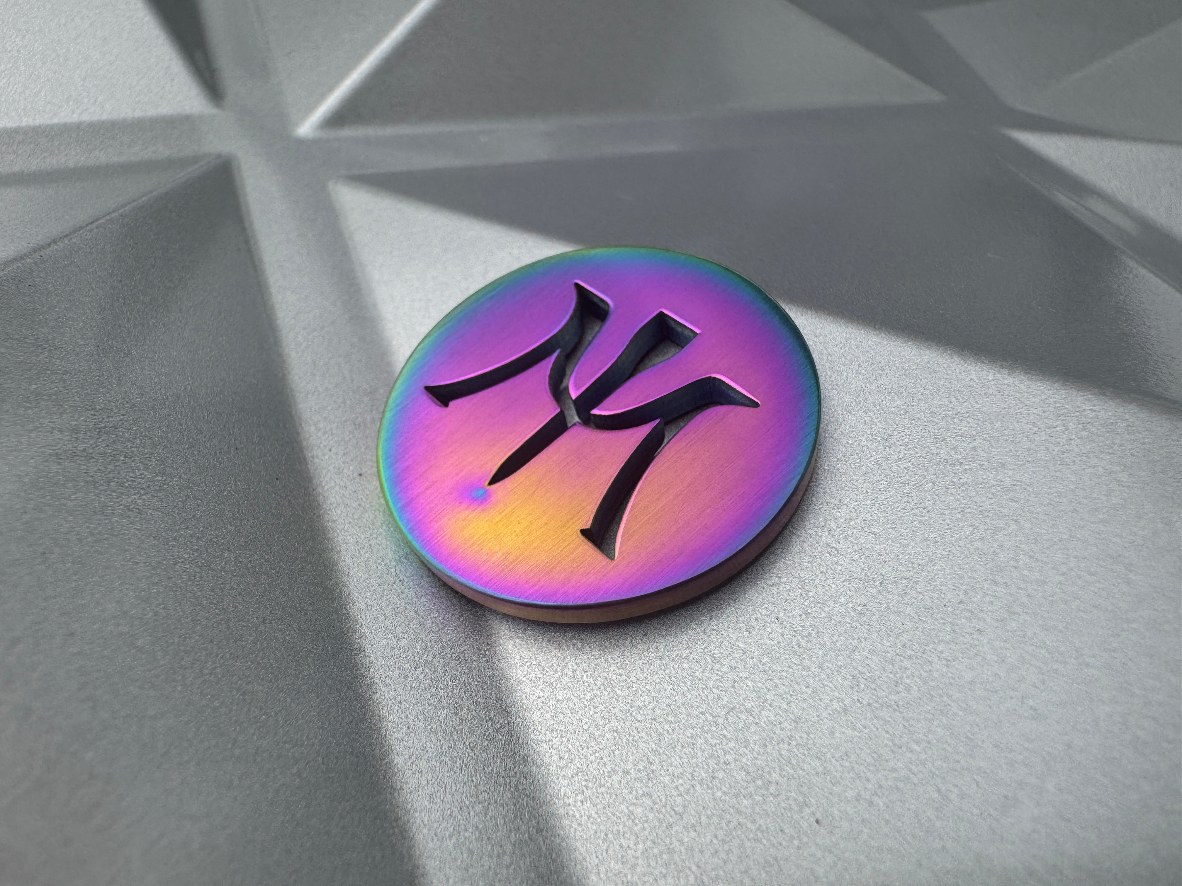 Miura Golf Ball Marker Chromatic