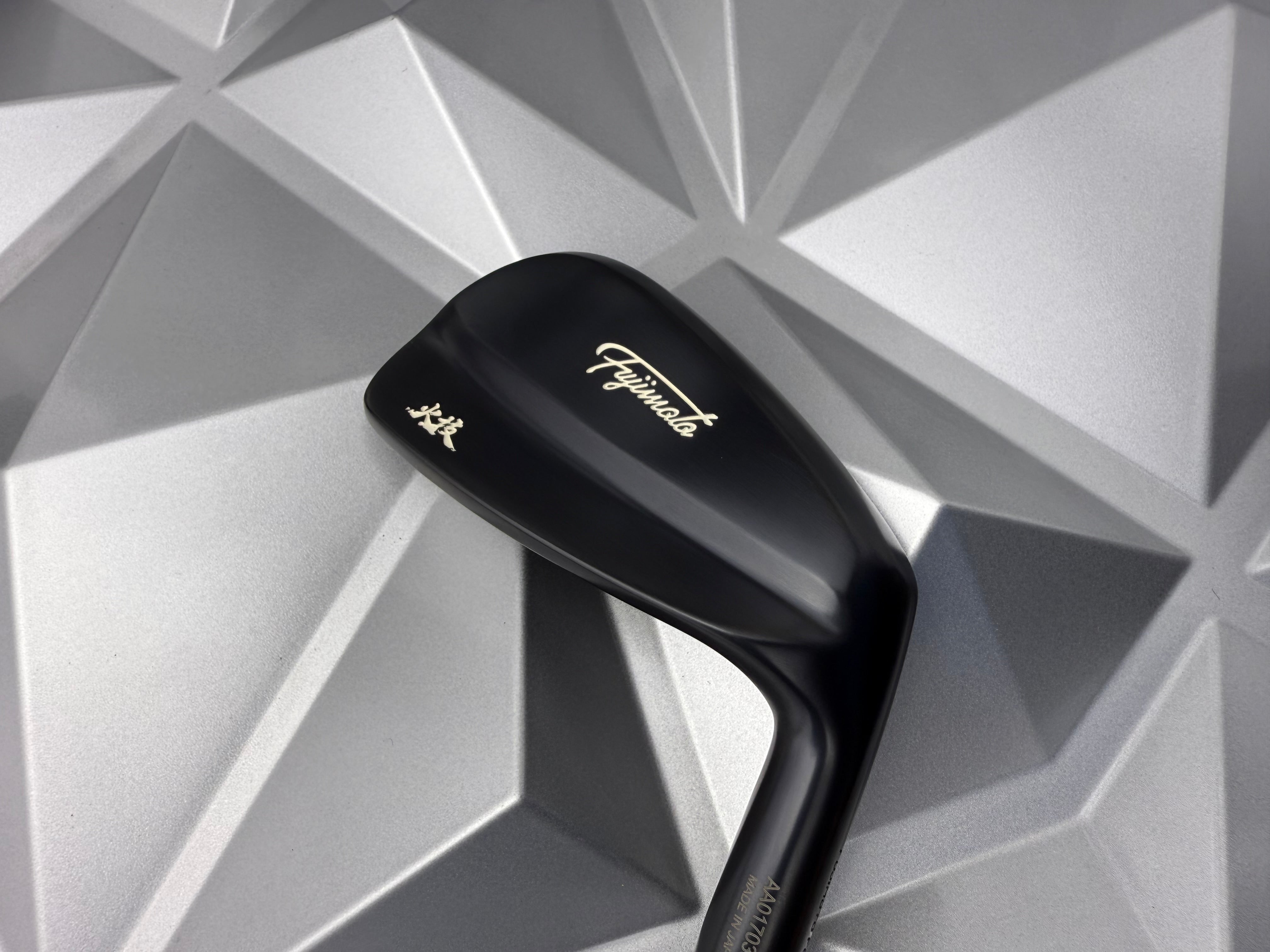 Fujimoto Golf Limited Hiwaza 72 MB Black QPQ