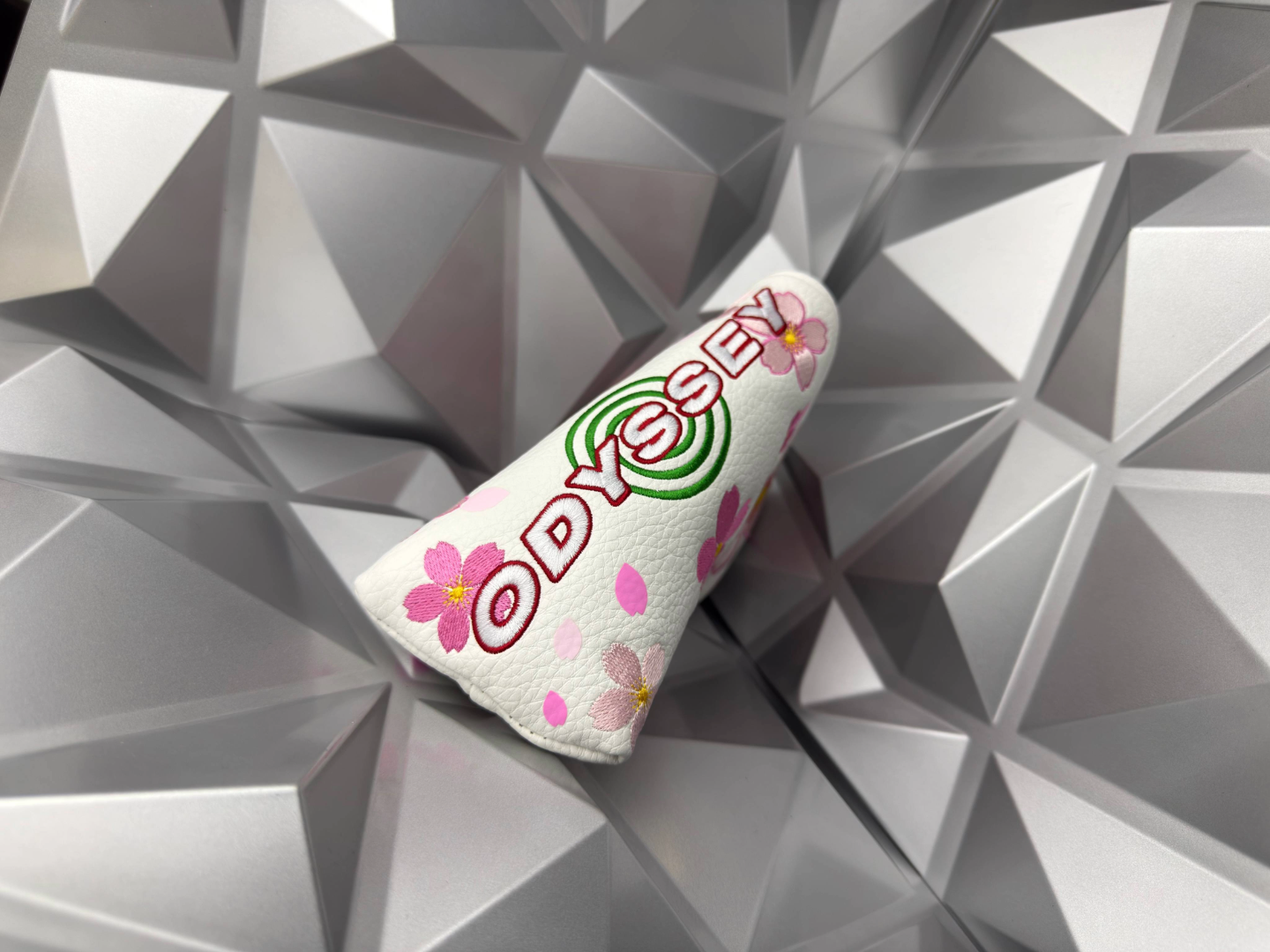 Odyssey Callaway SAKURA Variety Blade Putter Cover Limited Edition