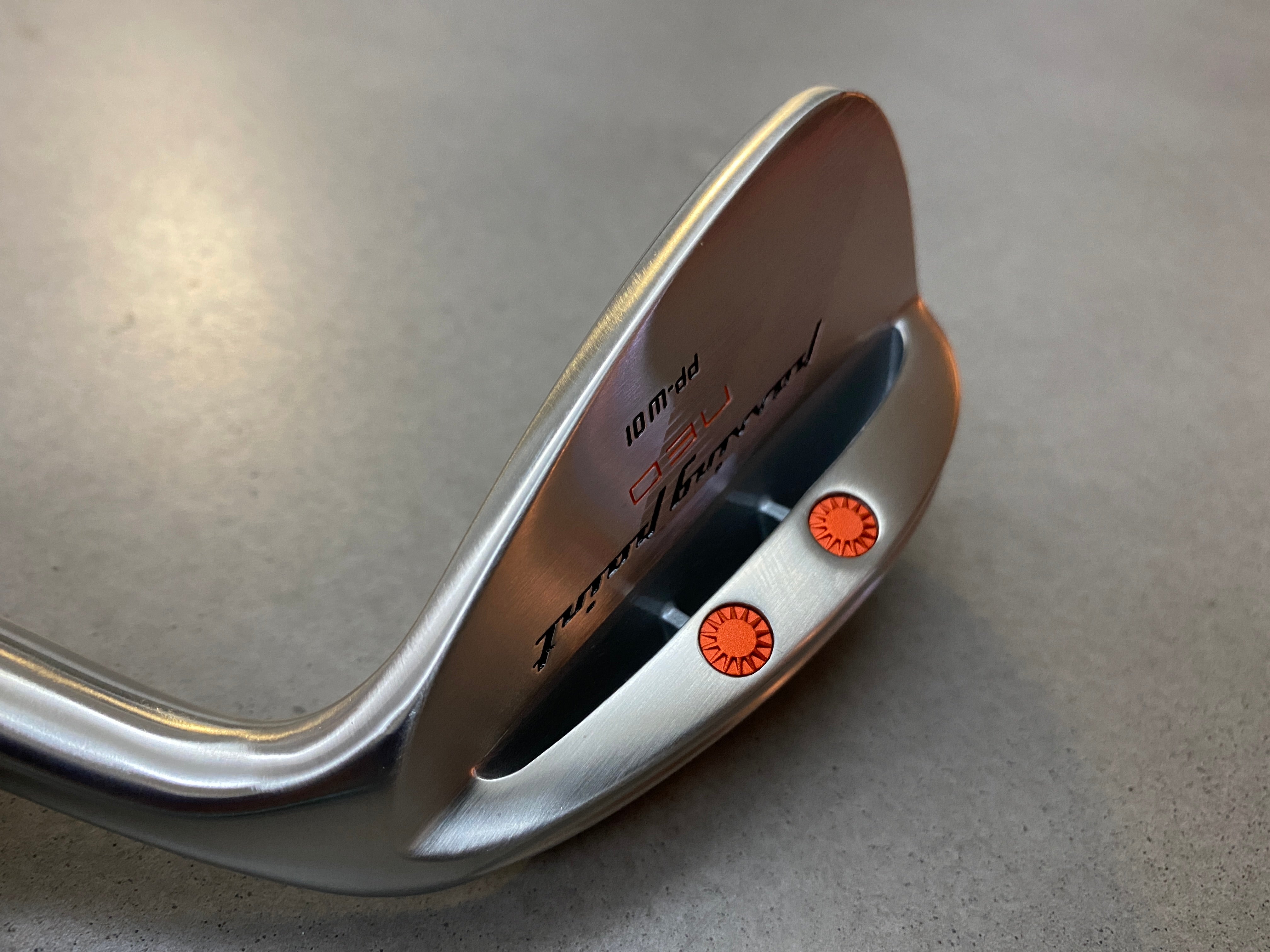 MIURA GIKEN MGP-WS LIMITED MODEL 34 pouces Putter droit avec couvre-chef MIURA GIKEN MGP-WS LIMITED MODEL 34 pouces Putter droit avec couvre-chef