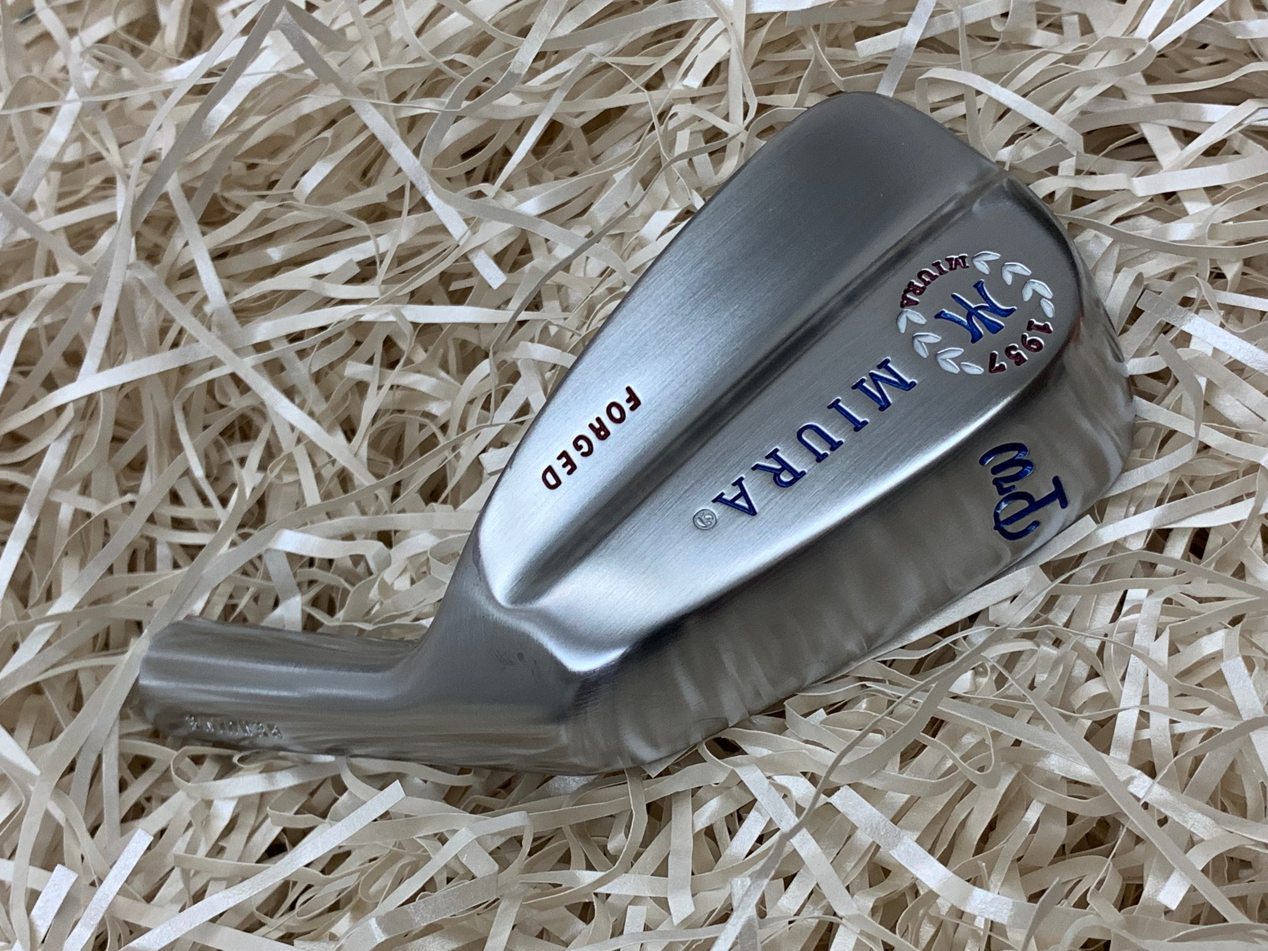 Miura Golf Irons Baby Blades Red White and Blue Fill